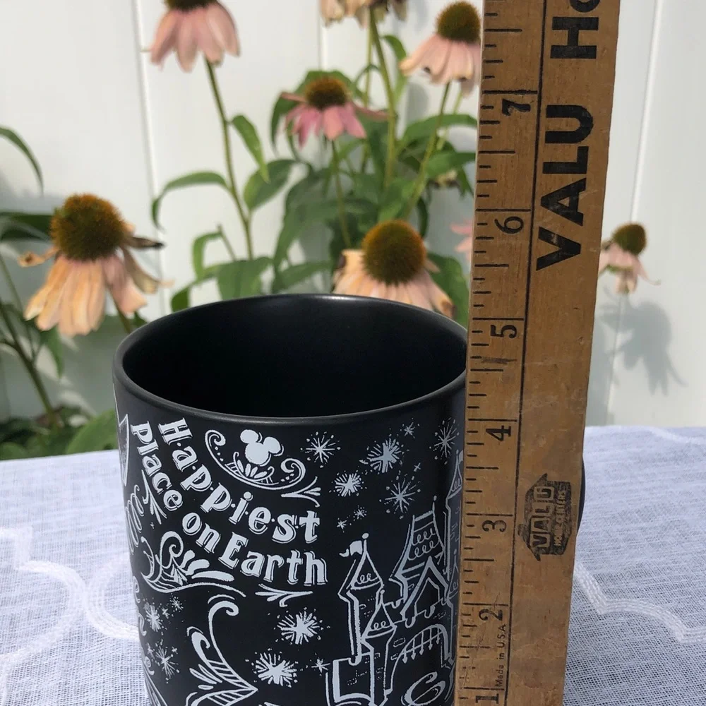 DISNEY ceramic Minnie spoon rest & XL Disney sayings black & white ceramic mug